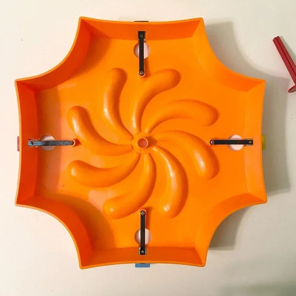 Vintage 1970s Bucket Ball Game Marx Toys Missing 1 Ball - Picture 6 of 12